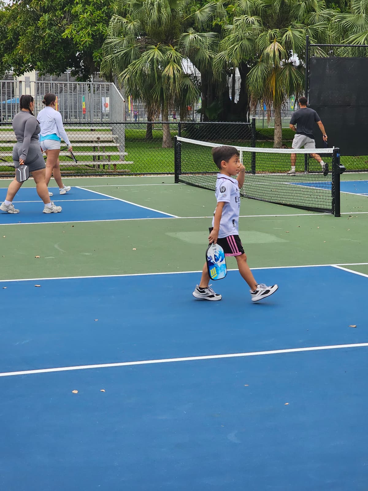 Tropical Park pickleball courts